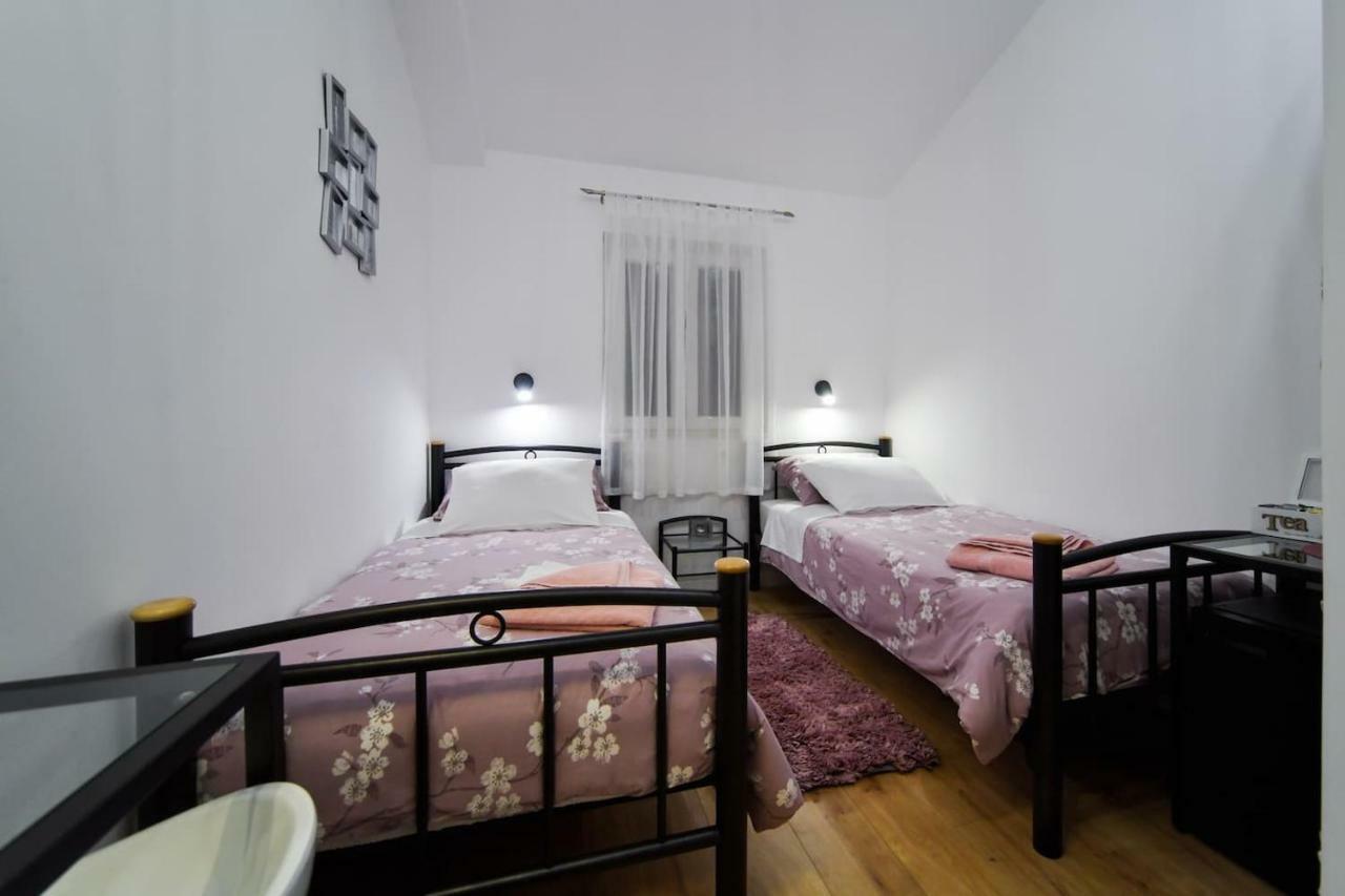 Rooms Nekic 1 Zadar Exteriör bild
