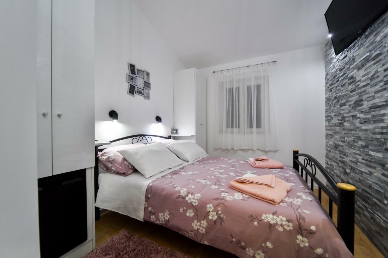 Rooms Nekic 1 Zadar Exteriör bild